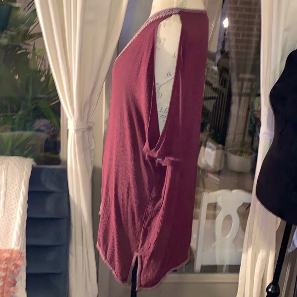 O’Neill Small maroon burgundy dark red plum embroidered v-neck swimsuit coverup - Picture 5 of 7